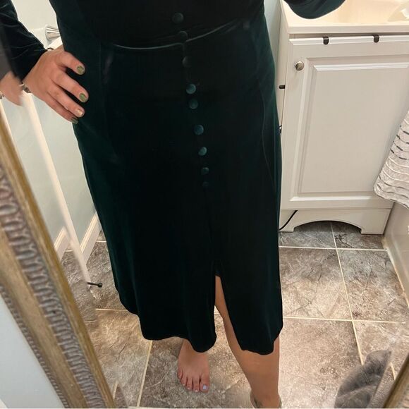 Vintage Emerald Green Velvet Long Sleeve Dress - Picture 10 of 12